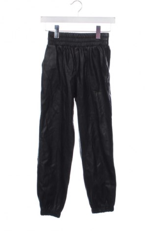 Női nadrág Bershka, Méret XS, Szín Fekete, Ár 3 752 Ft