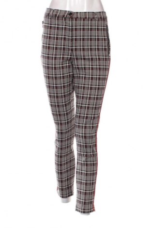 Γυναικείο παντελόνι Betty Barclay, Μέγεθος XL, Χρώμα Πολύχρωμο, Τιμή 5,99 €