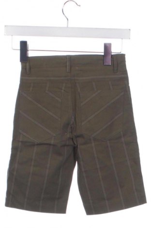 Детски къс панталон Unbranded, Размер 5-6y/ 116-122 см, Цвят Зелен, Цена 2,04 €
