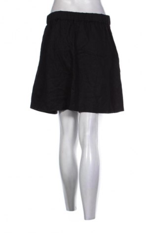 Spódnica About You, Rozmiar M, Kolor Czarny, Cena 20,99 zł