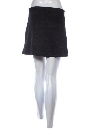 Пола Amisu, Размер S, Цвят Черен, Цена 2,04 €