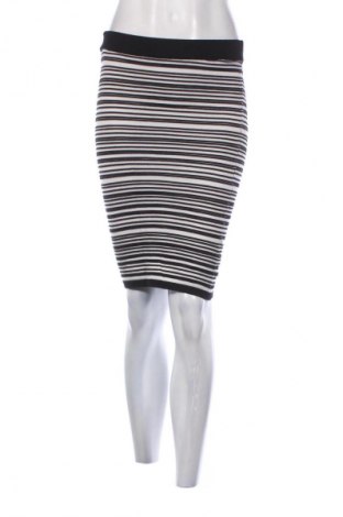 Пола Amisu, Размер S, Цвят Многоцветен, Цена 2,55 €