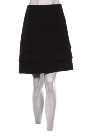 Пола Comma,, Размер M, Цвят Черен, Цена 3,06 €