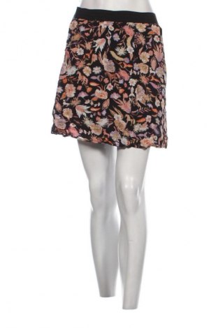 Пола Esqualo, Размер M, Цвят Многоцветен, Цена 2,04 €