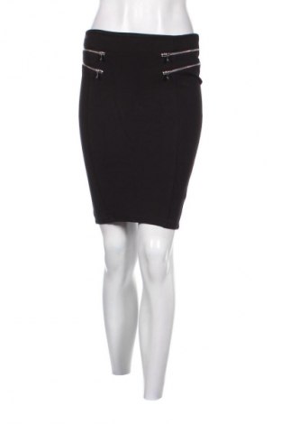 Пола Guess, Размер S, Цвят Черен, Цена 16,87 €