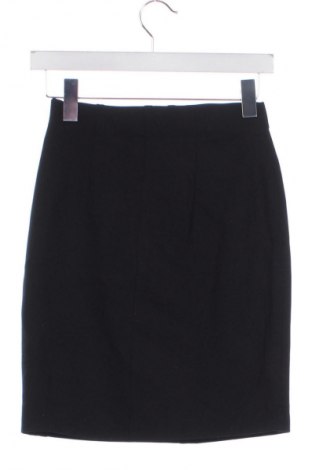 Sukně H&M, Velikost XS, Barva Černá, Cena  49,00 Kč