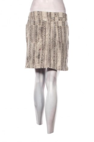 Пола Janina, Размер M, Цвят Многоцветен, Цена 2,04 €