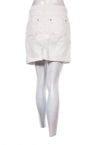 Szoknya Madoc, Méret M, Szín Ekrü
, Ár 669 Ft