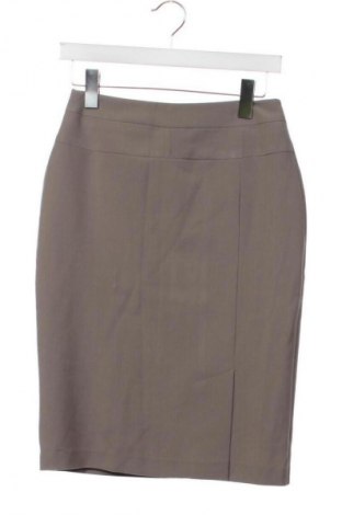 Пола Marks & Spencer, Размер S, Цвят Бежов, Цена 3,06 €