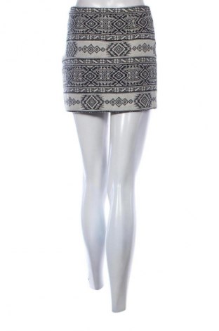 Пола Sfera, Размер S, Цвят Многоцветен, Цена 2,04 €