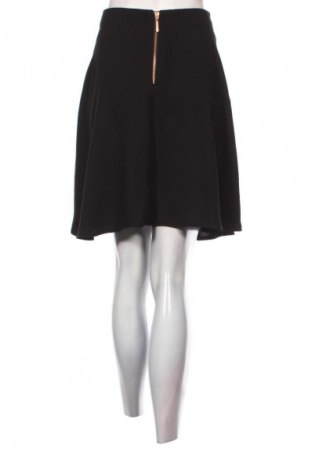 Пола Sublevel, Размер M, Цвят Черен, Цена 2,04 €