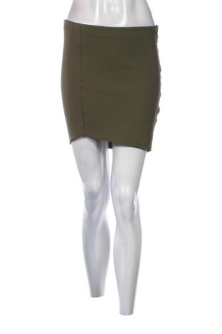 Пола Tally Weijl, Размер M, Цвят Зелен, Цена 3,57 €