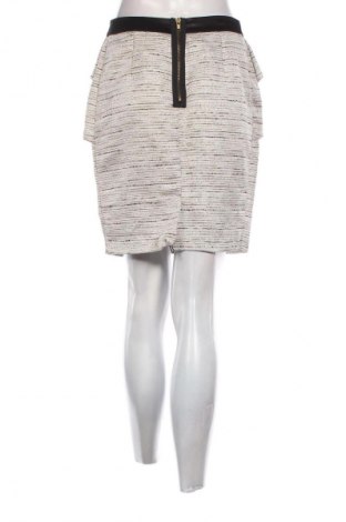 Пола Temt, Размер M, Цвят Многоцветен, Цена 2,04 €