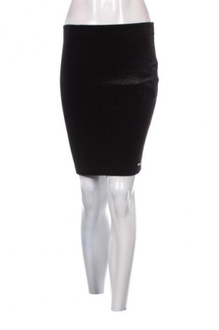 Пола Top Secret, Размер S, Цвят Черен, Цена 7,87 €