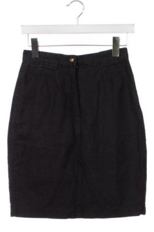 Пола Unbranded, Размер XS, Цвят Черен, Цена 2,04 €