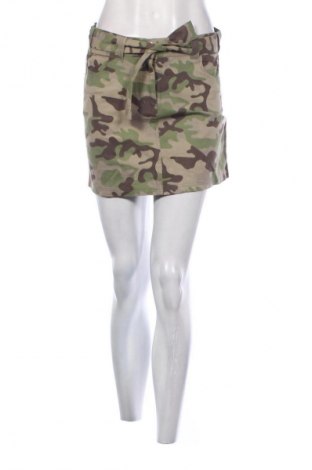 Пола Unbranded, Размер M, Цвят Многоцветен, Цена 2,04 €