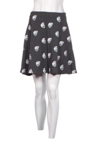 Пола Unbranded, Размер M, Цвят Сив, Цена 3,06 €