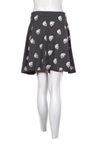 Пола Unbranded, Размер M, Цвят Сив, Цена 3,06 €