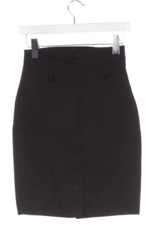 Пола Unbranded, Размер XS, Цвят Черен, Цена 2,04 €