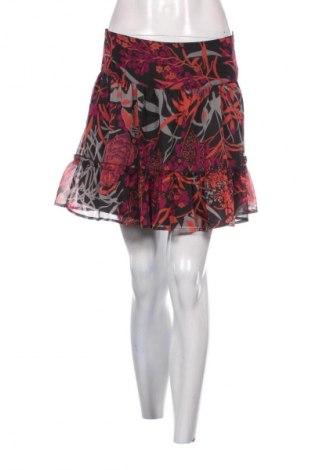 Пола Unbranded, Размер S, Цвят Многоцветен, Цена 2,04 €