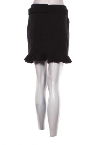 Пола Unbranded, Размер S, Цвят Черен, Цена 2,04 €