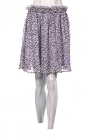 Пола VILA, Размер M, Цвят Многоцветен, Цена 2,04 €