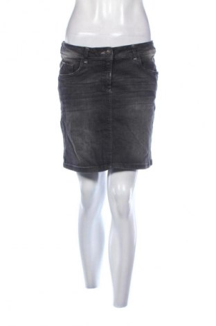 Fustă Yessica, Mărime L, Culoare Negru, Preț 10,99 Lei