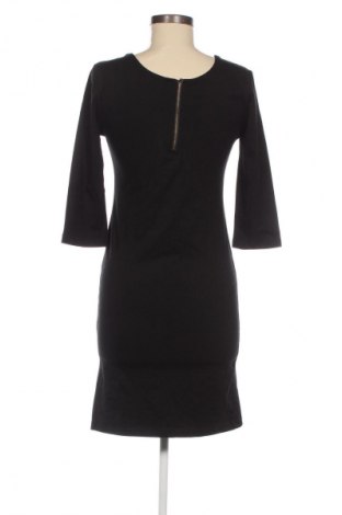 Sukienka Fisherfield, Rozmiar M, Kolor Czarny, Cena 28,99 zł