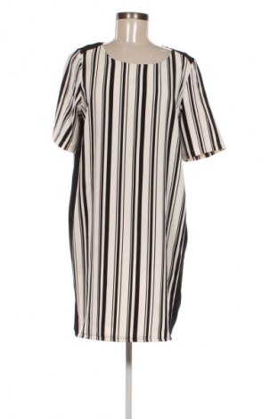 Ruha Fransa, Méret M, Szín Sokszínű, Ár 4 056 Ft