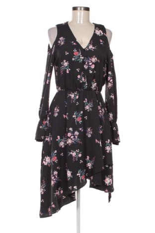 Рокля Mohito, Размер S, Цвят Черен, Цена 16,36 €