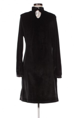 Ruha Paradise Found, Méret XL, Szín Fekete, Ár 15 919 Ft