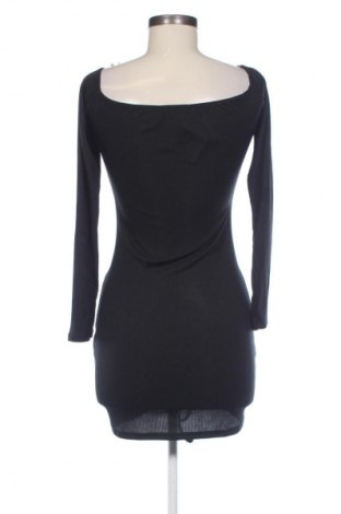 Ruha Pretty Little Thing, Méret M, Szín Fekete, Ár 1 669 Ft