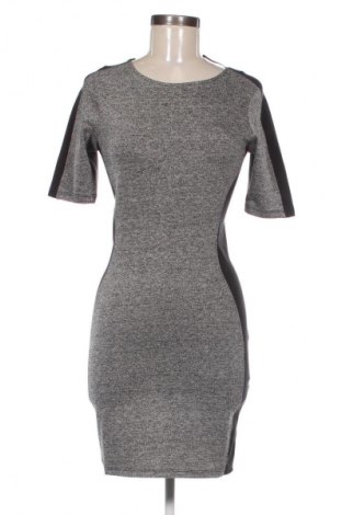 Ruha Pull&Bear, Méret L, Szín Szürke, Ár 5 776 Ft