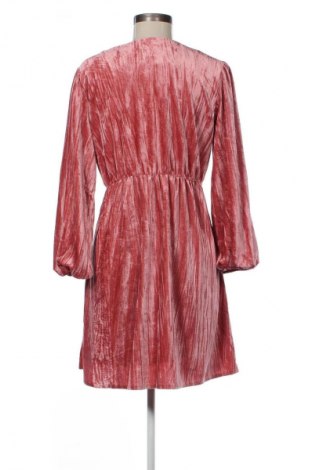 Rochie Reserved, Mărime M, Culoare Roz, Preț 63,99 Lei