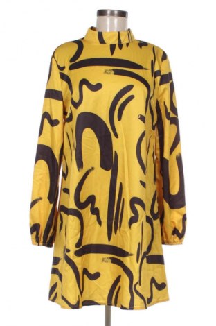 Sukienka SHEIN, Rozmiar M, Kolor Kolorowy, Cena 20,99 zł