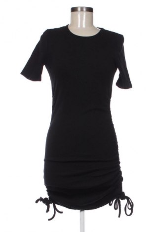 Sukienka Trendyol, Rozmiar L, Kolor Czarny, Cena 22,99 zł