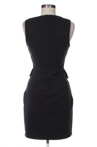 Sukienka Trendyol, Rozmiar S, Kolor Czarny, Cena 44,99 zł