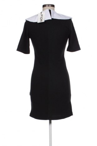 Ruha Unbranded, Méret M, Szín Fekete, Ár 5 042 Ft