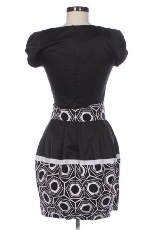 Sukienka Unbranded, Rozmiar S, Kolor Kolorowy, Cena 22,99 zł