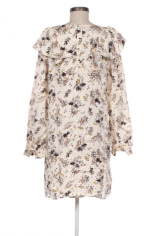 Ruha VILA, Méret L, Szín Sokszínű, Ár 3 939 Ft