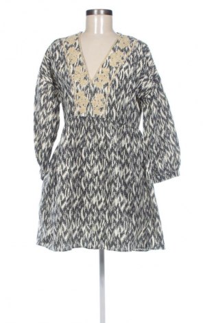 Kleid Zara, Größe XS, Farbe Mehrfarbig, Preis 18,18 €