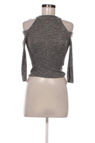 Bluză de femei Fb Sister, Mărime XS, Culoare Gri, Preț 26,25 Lei, #137462487