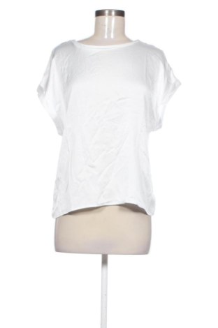 Дамска блуза ONLY, Размер S, Цвят Бял, Цена 10,73 €, #137470992