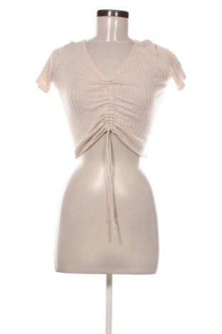 Дамска блуза Bershka, Размер XS, Цвят Бежов, Цена 6,48 €, #137479476