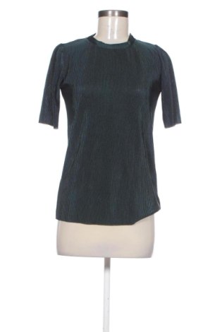 Дамска блуза Stradivarius, Размер L, Цвят Зелен, Цена 8,00 €, #137493137