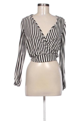 Bluzka damska Bershka, Rozmiar S, Kolor Kolorowy, Cena 29,93 zł, #137503185