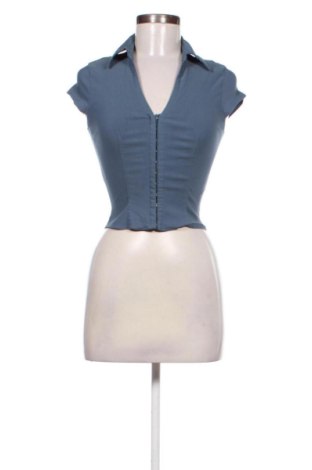 Női blúz Urban Outfitters, Méret XS, Szín Kék, Ár 4 904 Ft, #137504422