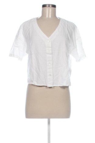 Γυναικείο πουκάμισο Vero Moda, Μέγεθος M, Χρώμα Λευκό, Τιμή 24,99 €, #137470113