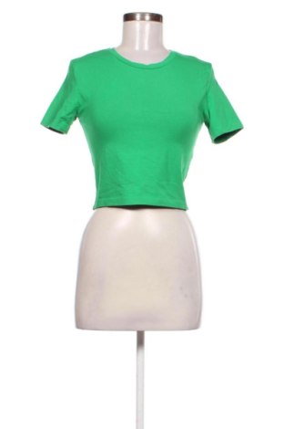 Γυναικείο t-shirt Zara, Μέγεθος S, Χρώμα Πράσινο, Τιμή 7,00 €, #137460590