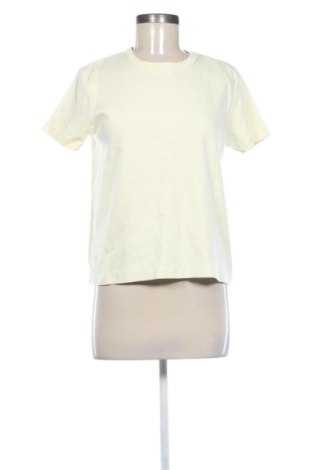 Tricou de femei Fb Sister, Mărime L, Culoare Galben, Preț 62,99 Lei, #137475055